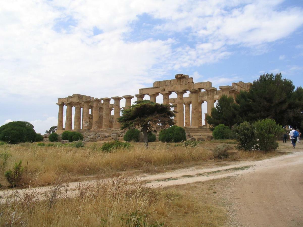 Agriturismo Case Sgaraglino Marinella di Selinunte Luaran gambar