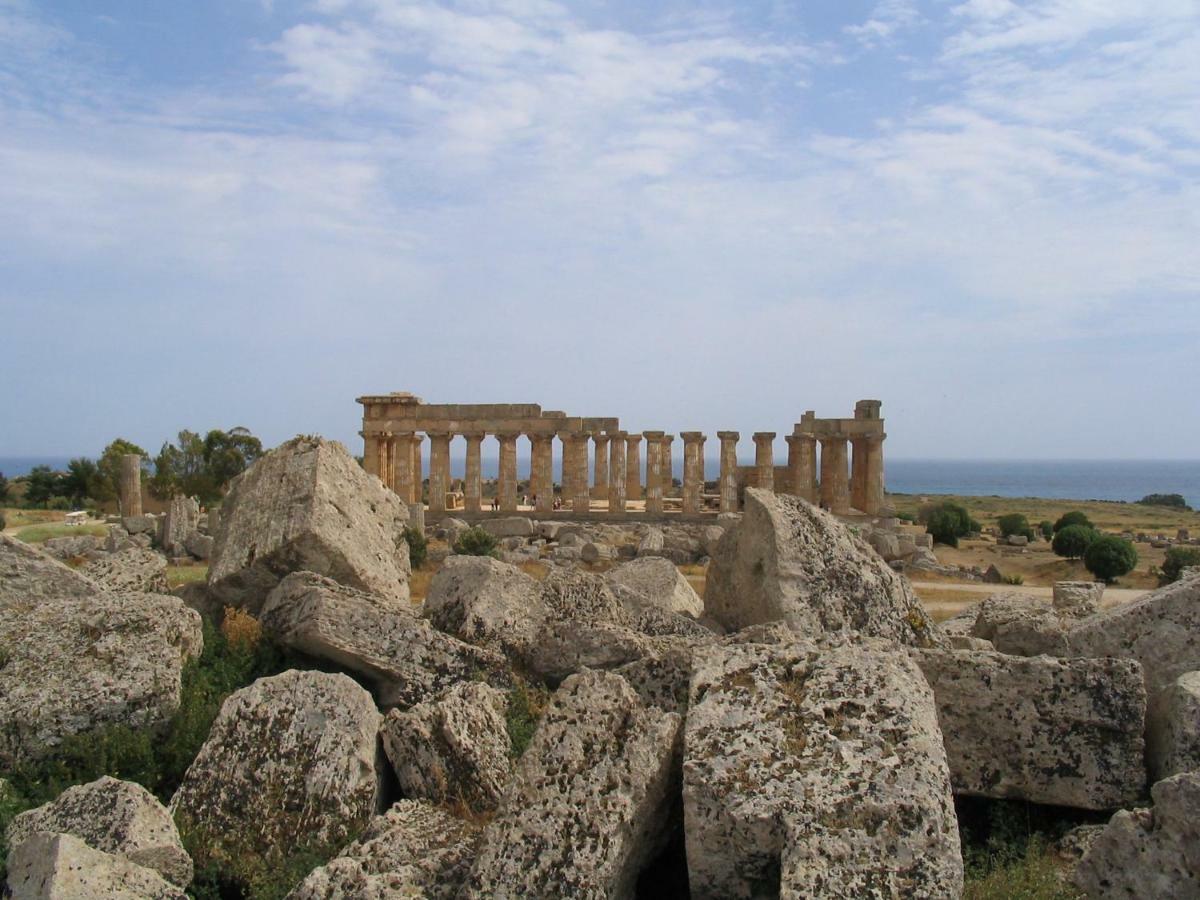 Agriturismo Case Sgaraglino Marinella di Selinunte Luaran gambar